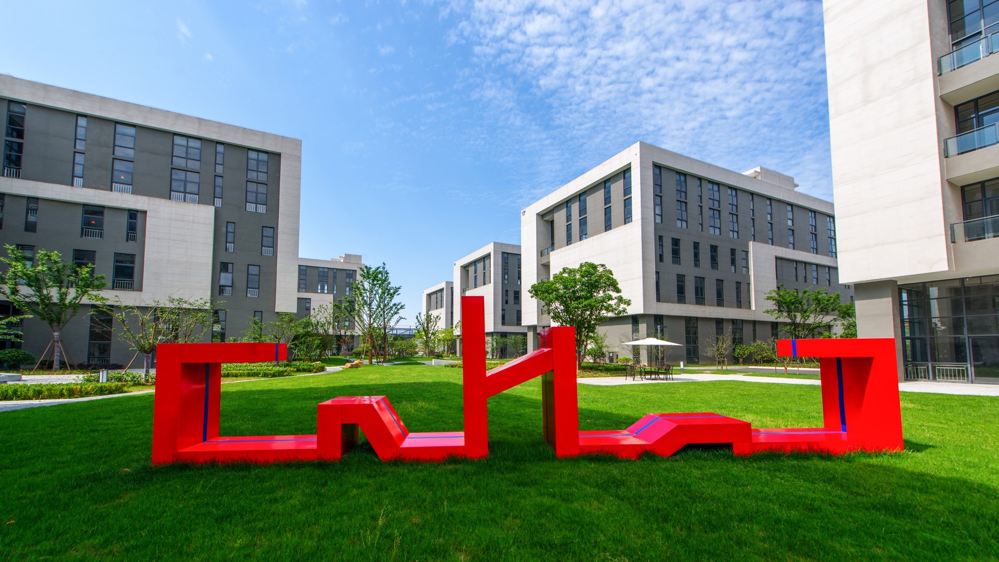 深化“海海”协同，共启发展新篇：海宁与上海j9九游会集团举行签约仪式